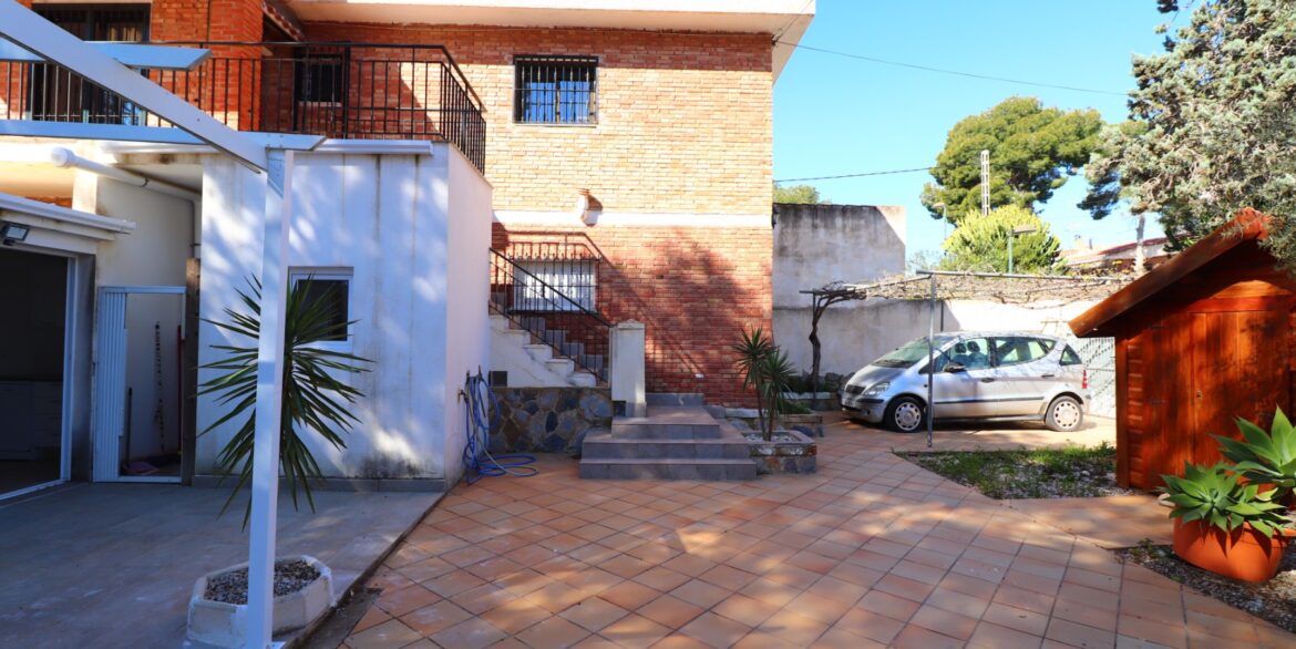 o_1jmo4s5f89kgua8hec766ipi2h