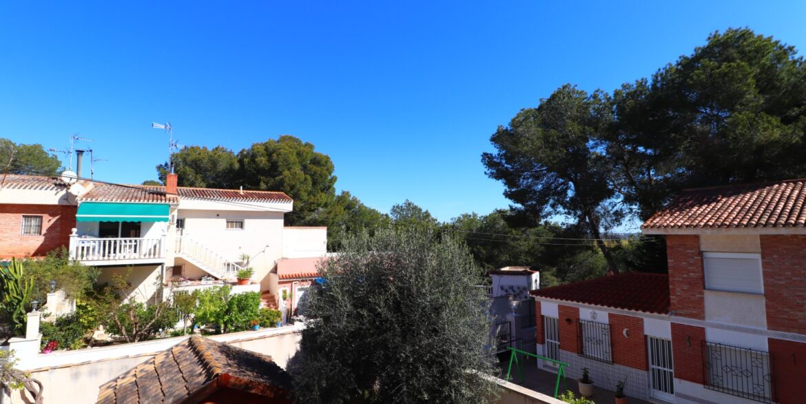 o_1jmo4s5f8s3o1pt41jhe1v2c1c661v