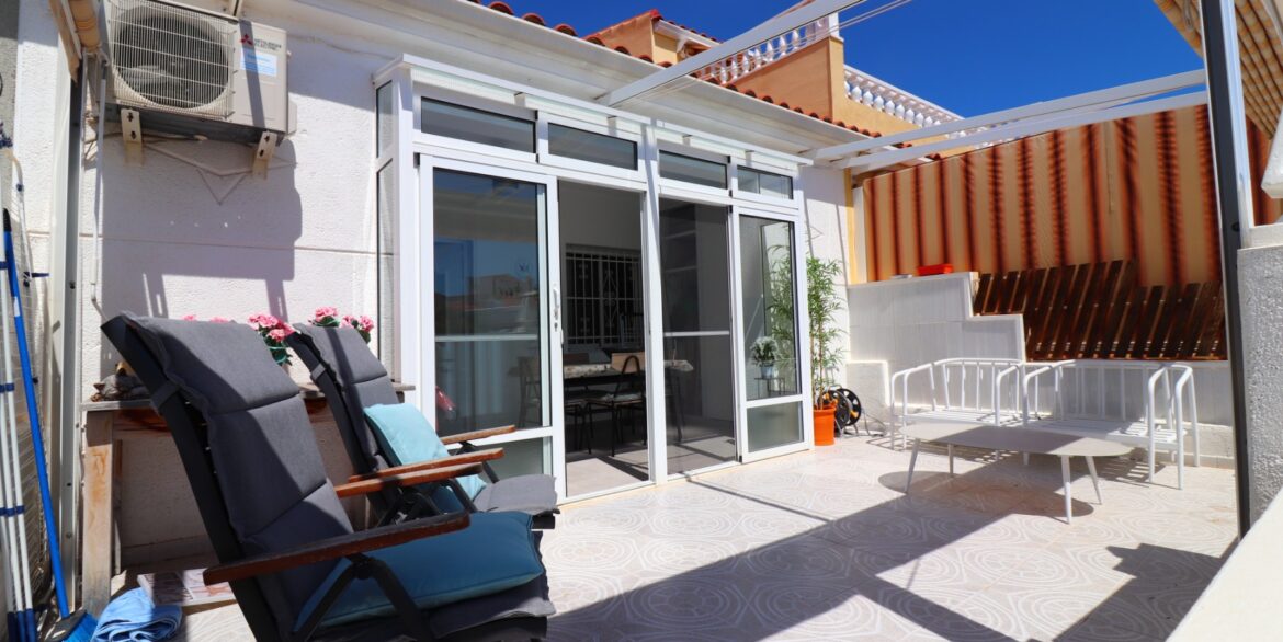 o_1jmo6g2o913bu1m99ph81vhf19641n