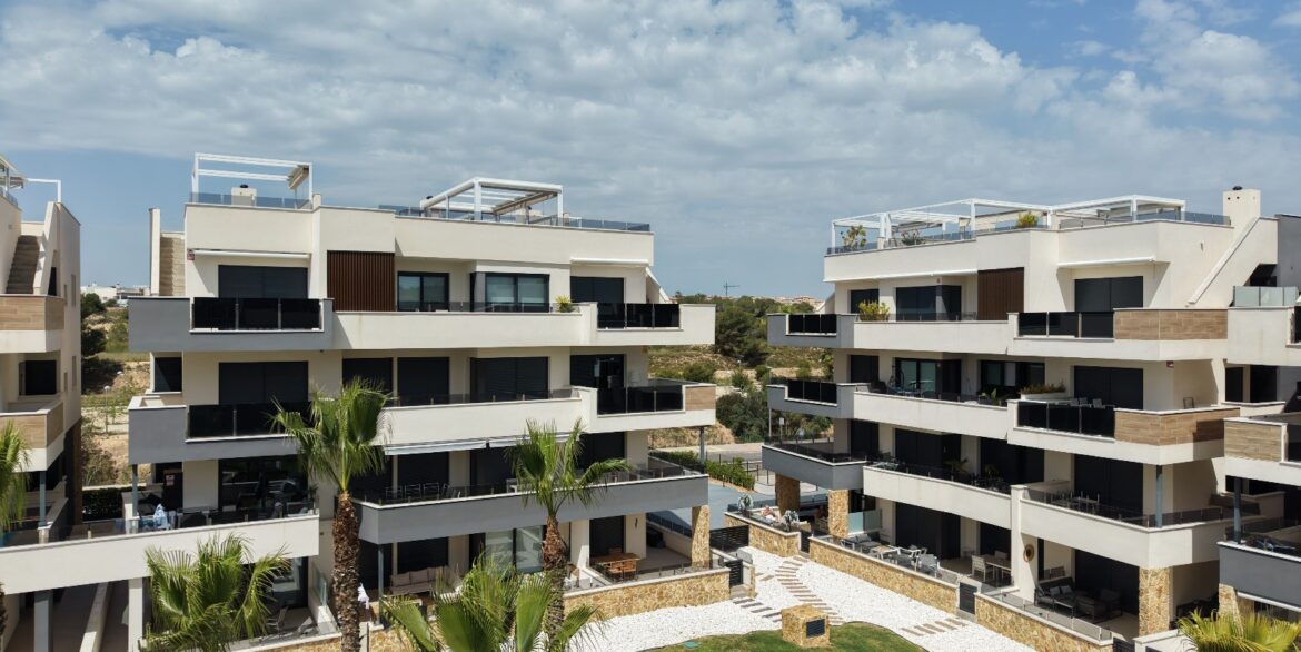 o_1jmqm4m9j1kde1sgr2uu19j0ims2a