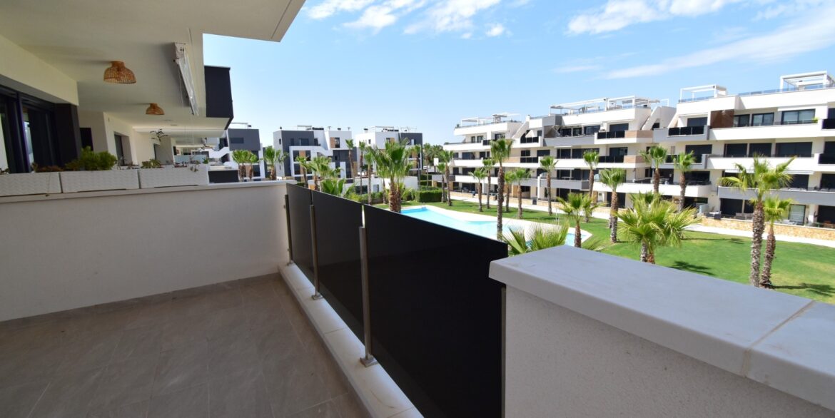 o_1jmqm4m9jc45184i1tt8ir0qtn1s