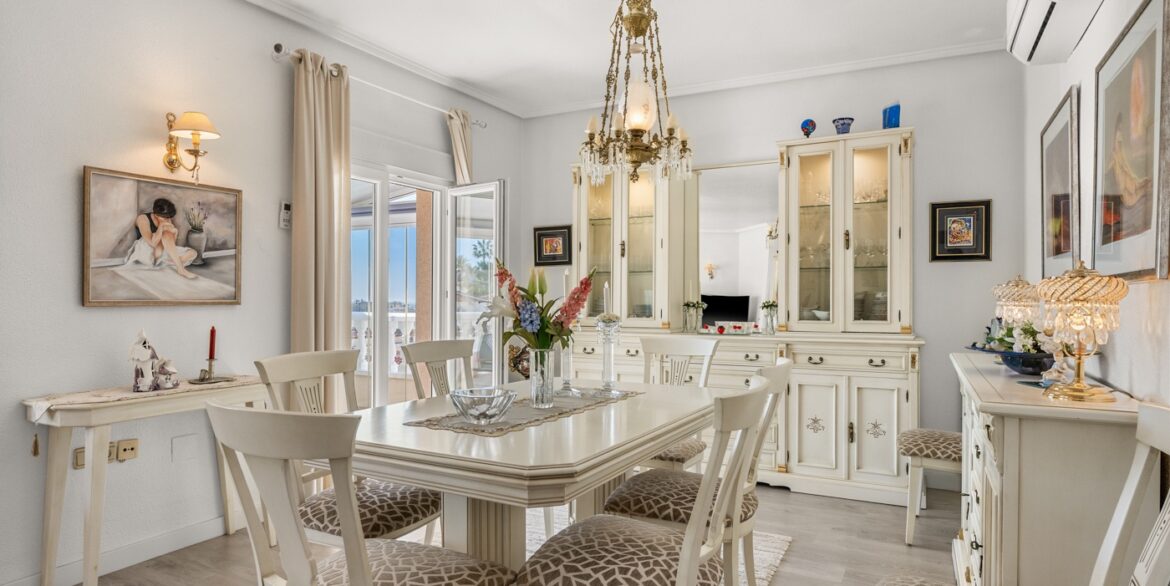 o_1jmsn74sv10ml1uee1o2h1fsem193l