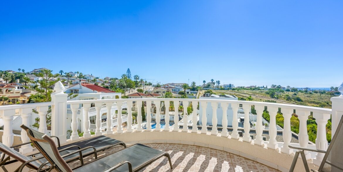 o_1jmsn74sv18lc17diboraqr5t3t