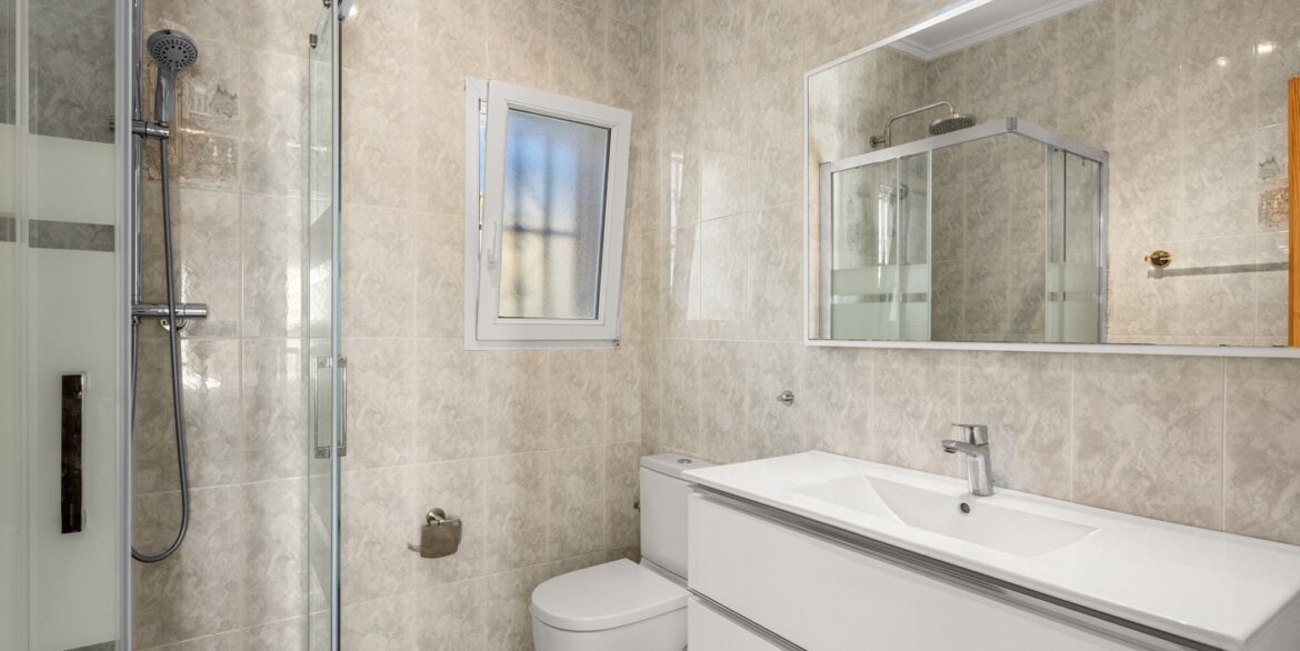 o_1jmsn74sv1bok17ub1rhttmb10cv3p