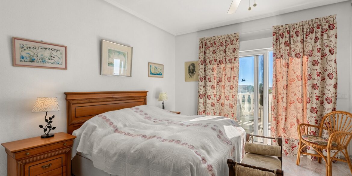 o_1jmsn74sv1f8i1qfo1ii01hqh1mk83n