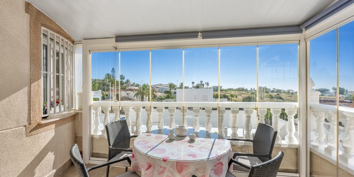 o_1jmsn74sv64j3291hdj1c2sb13g