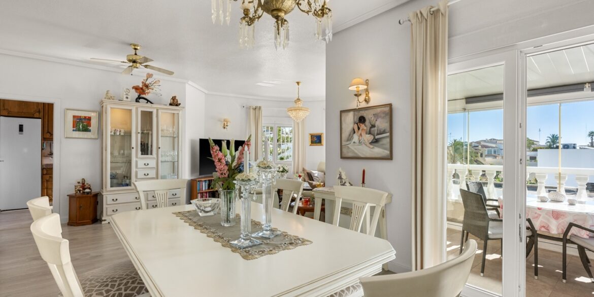 o_1jmsn74sviffor7ebk1gmfbi33m