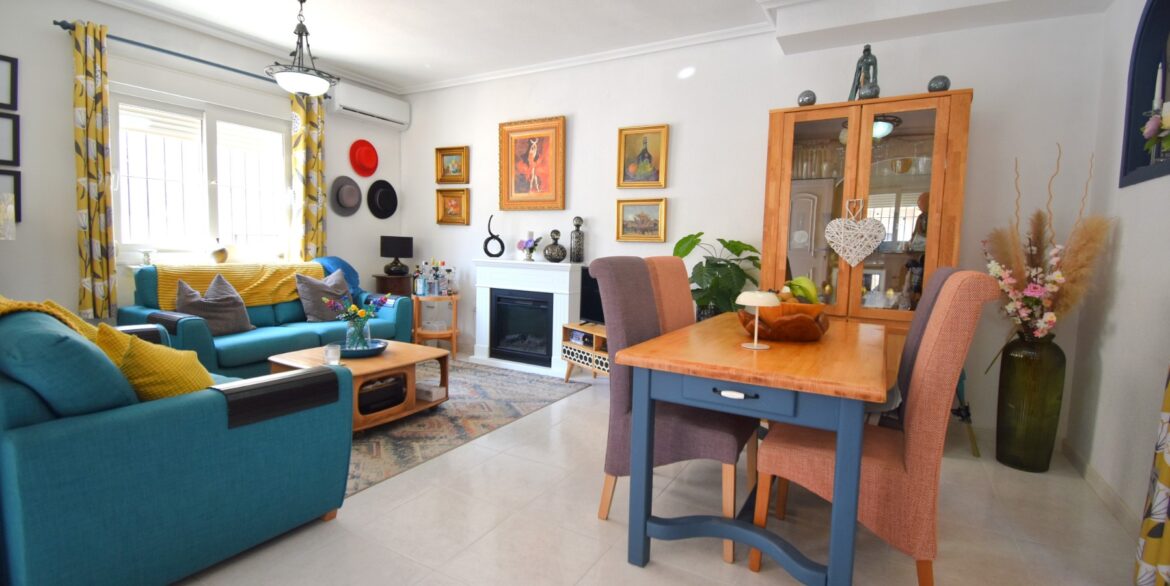 o_1jmt5bp2812bc16bungmbic1aha21