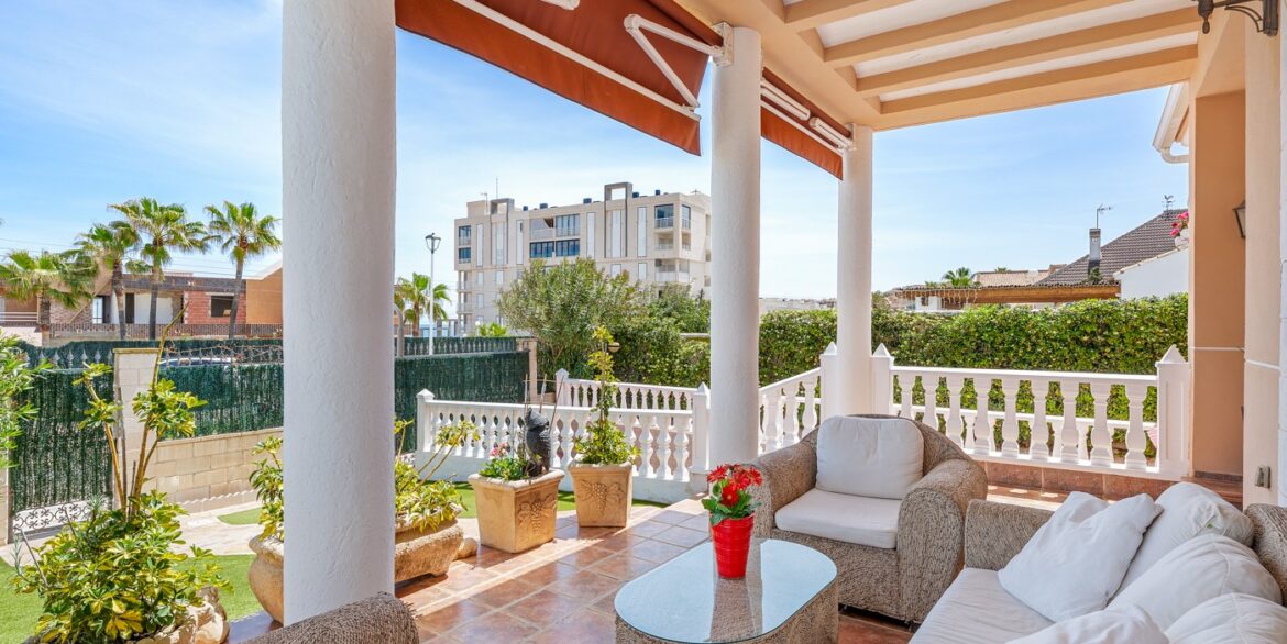 o_1jmt8gcj8cmroo1kshpc31sqi40