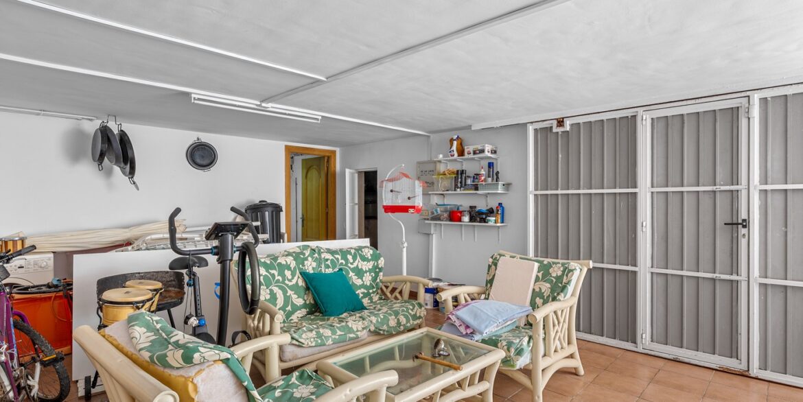 o_1jmt8gcj91b6k1o9c1ics1srl1dv34d