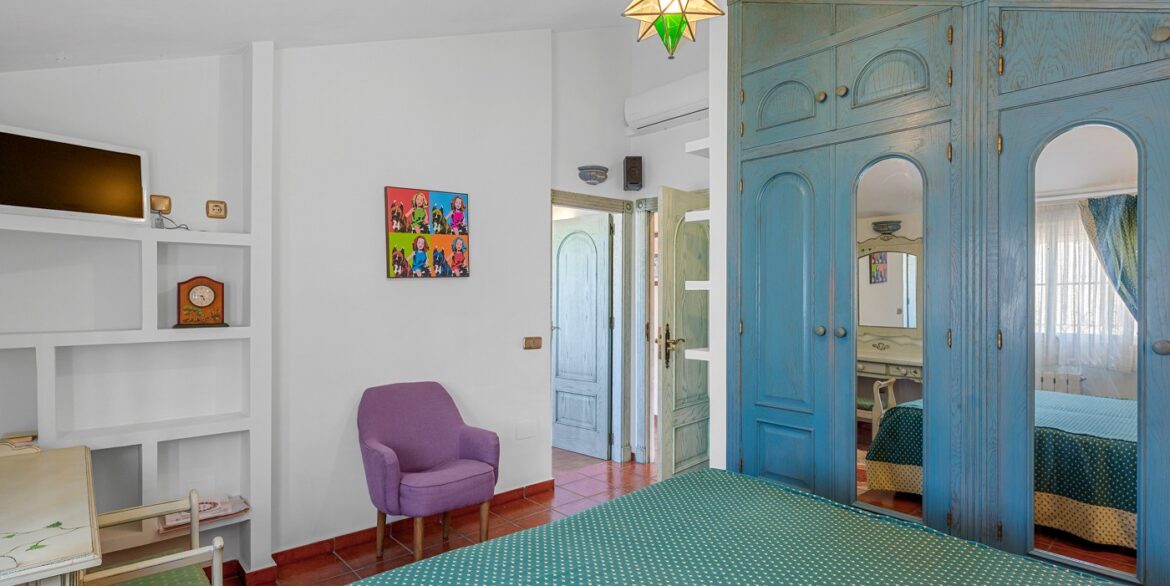 o_1jmt8gcja1qj1138g13sc1v2u9vi59