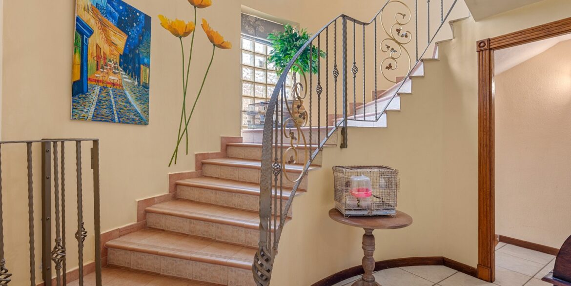 o_1jmt8gcja1r1tbpu41okmc1pkb4u