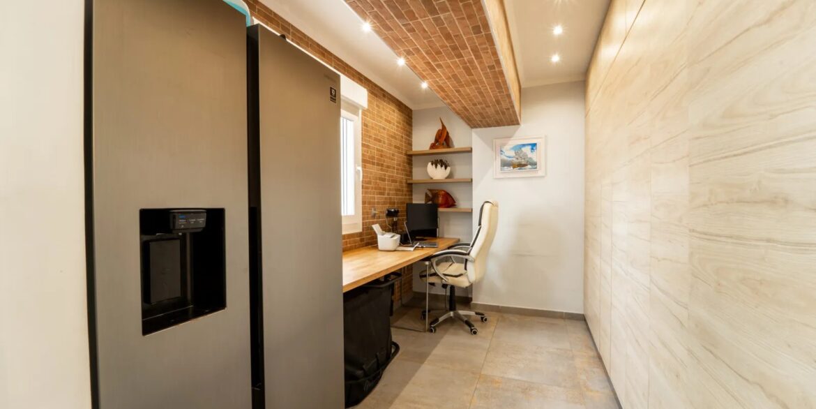 o_1jmt8sb4a14lcqqgrfh1qul1skp27