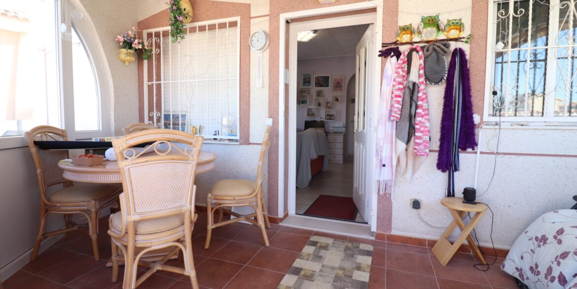 o_1jmvk7qrh19pjmqcm1vcf61qcn29