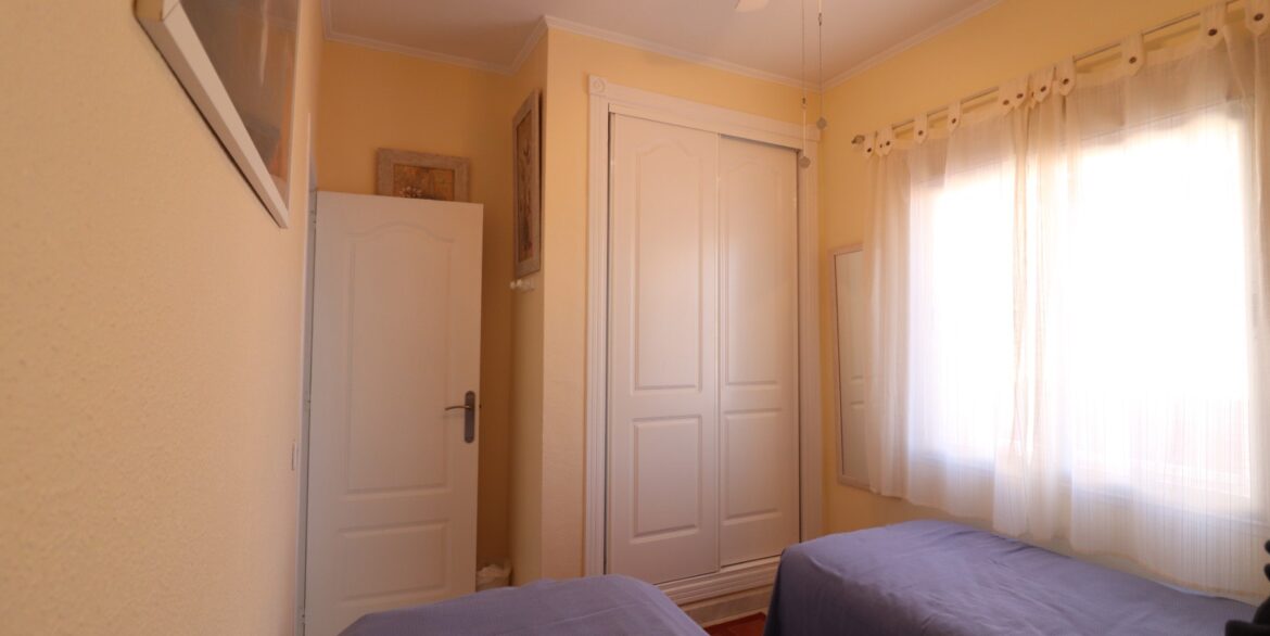 o_1jmvk7qrhoob1hbp1lpcpgv1lgg2k