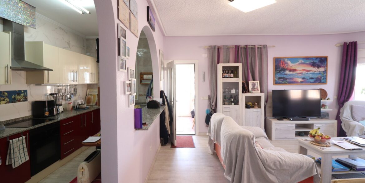 o_1jmvk7qrhp1u11ph5ku1l6gs6i2h