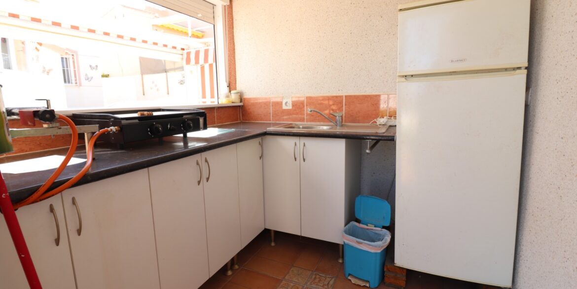 o_1jmvk7qrif551fvv1h9571p1huk2u