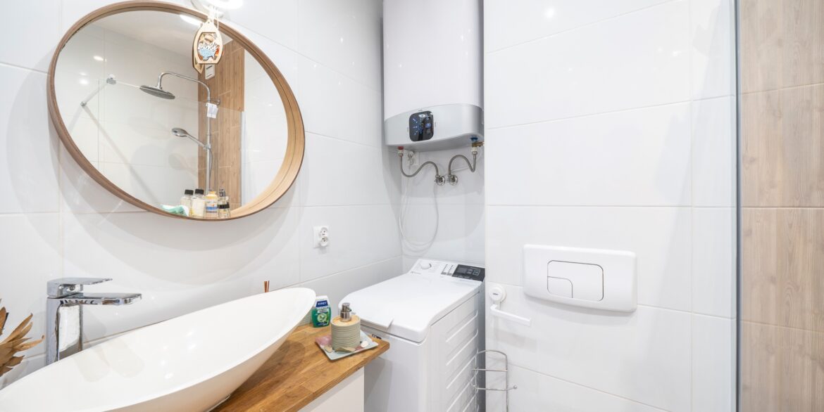 o_1jn7nq46u1ha31jiekqk1gk2dv2i