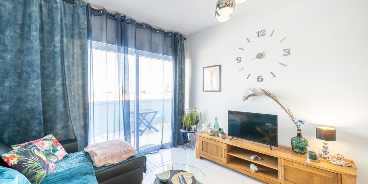 o_1jn7nq46u3fal9jebg1g8ja4q2a