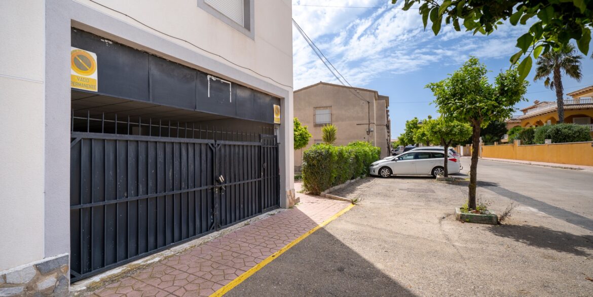 o_1jn7nq46vg3k1j60p7psh10nb2r