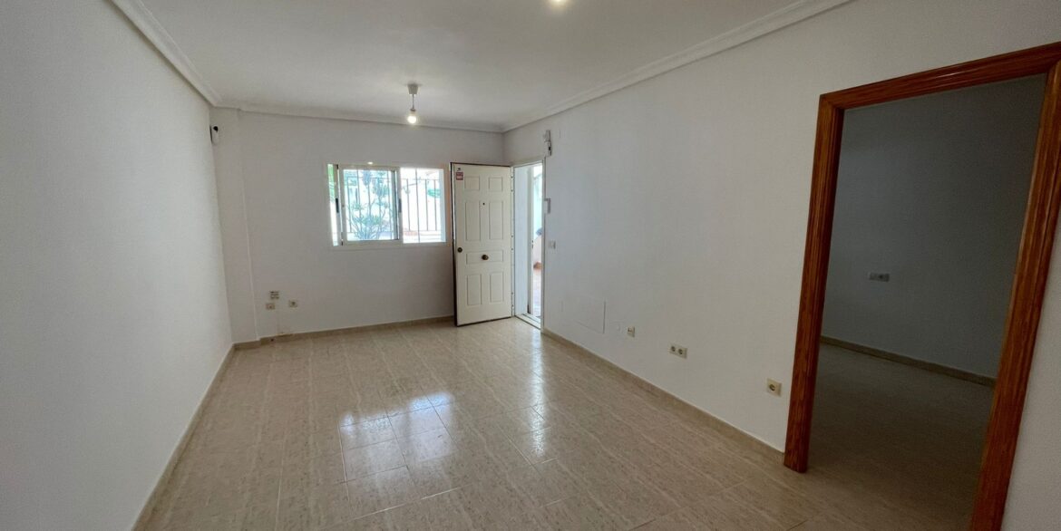 o_1jn9u0qfd18g8177t1lqp1pnv1d272r