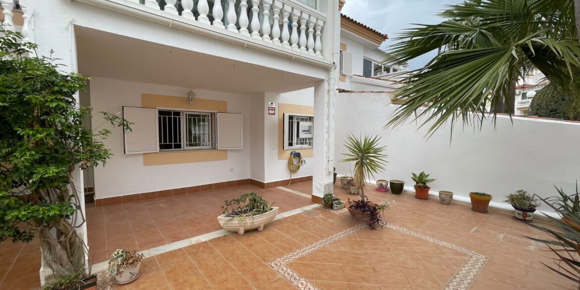 o_1jn9u0qfd1u5dq7vbk51h8iq9q2t