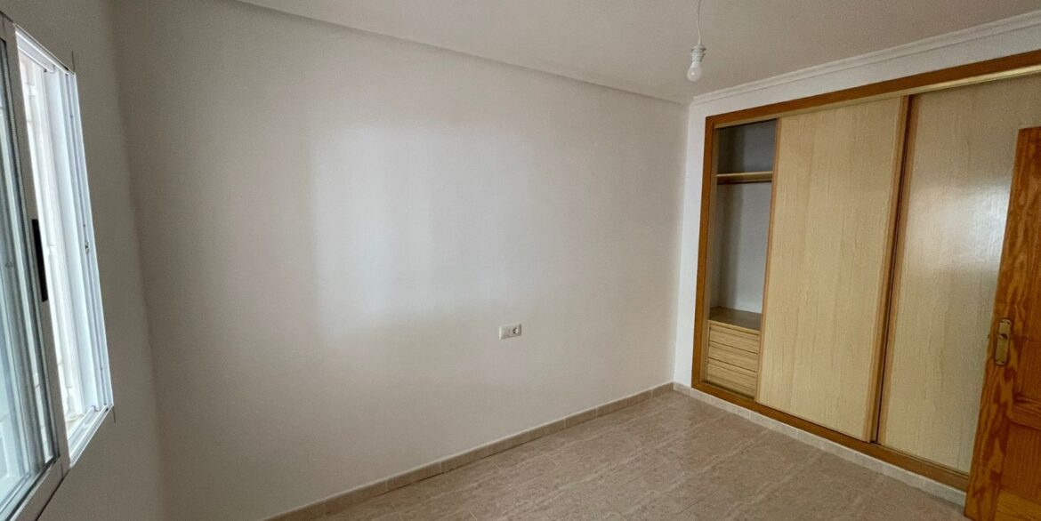 o_1jn9u0qfd8m814i010191upk1i4c2h