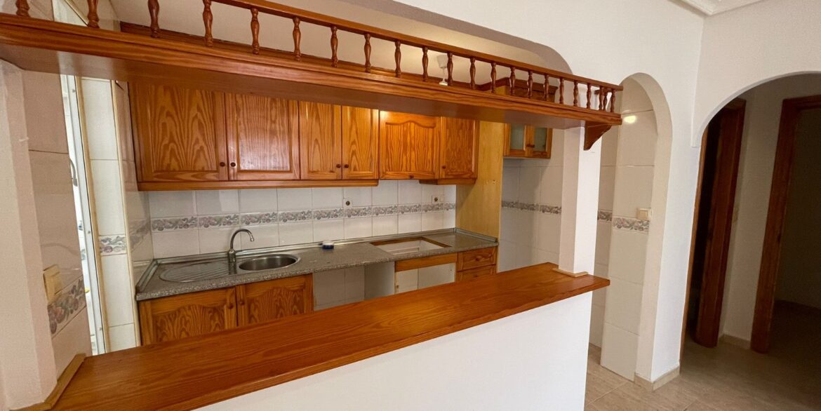 o_1jn9u0qfdn2b185s5j82381ctt2n