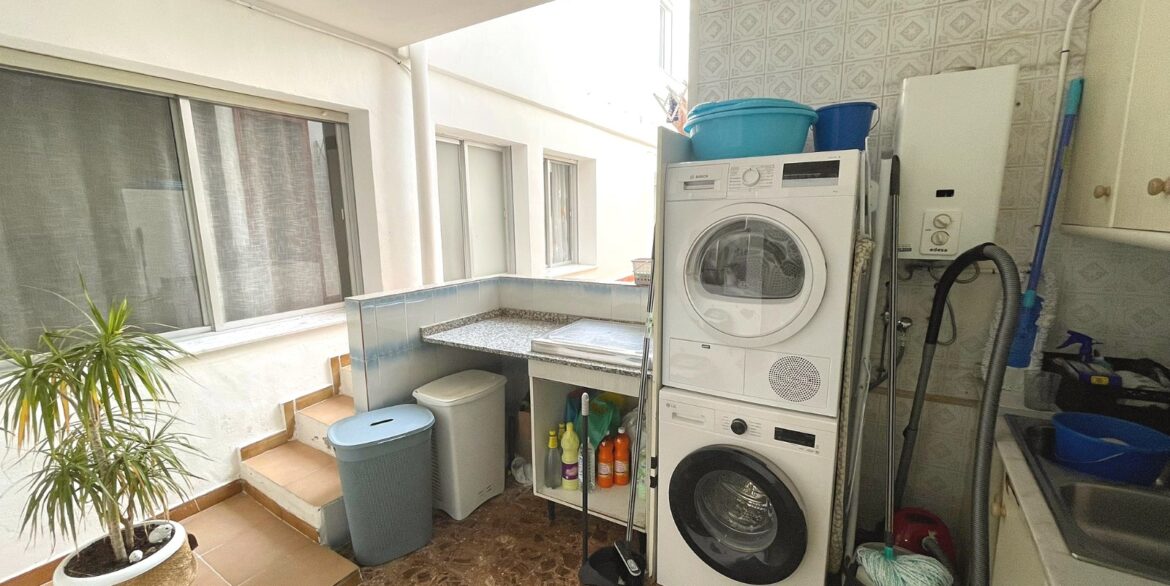 o_1jncifqb11jmhjlj1ouahkr19sg2l