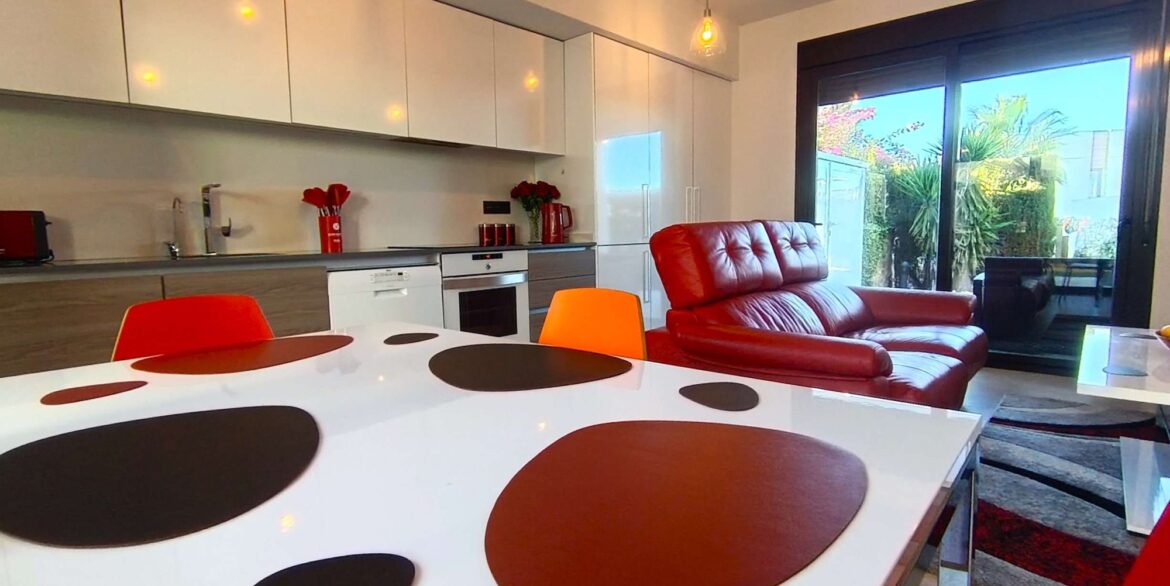 12361_amazing_modern_apartment_281125150312_img_20251126_095202