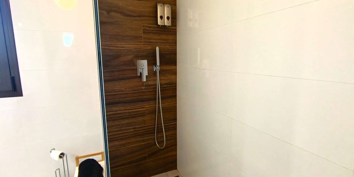 12361_amazing_modern_apartment_281125150407_img_20251126_095458