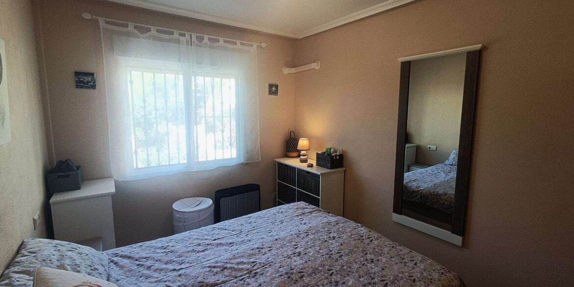 12500_beautiful_bungalow_on_montemar_181225125024_13