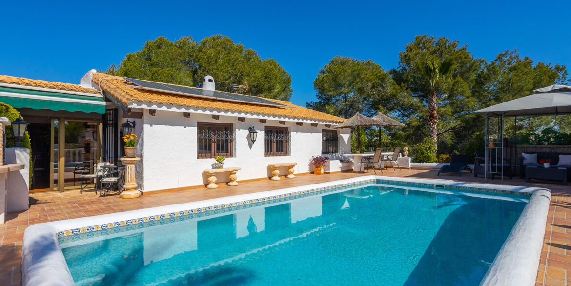 VILLA BENNECKEE