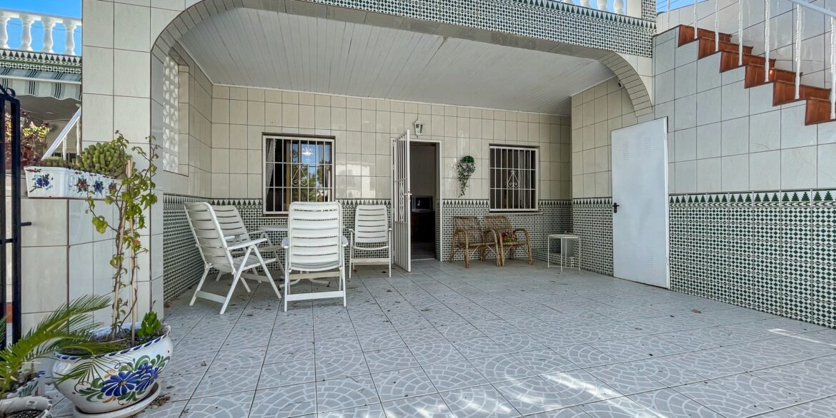 743813_xl