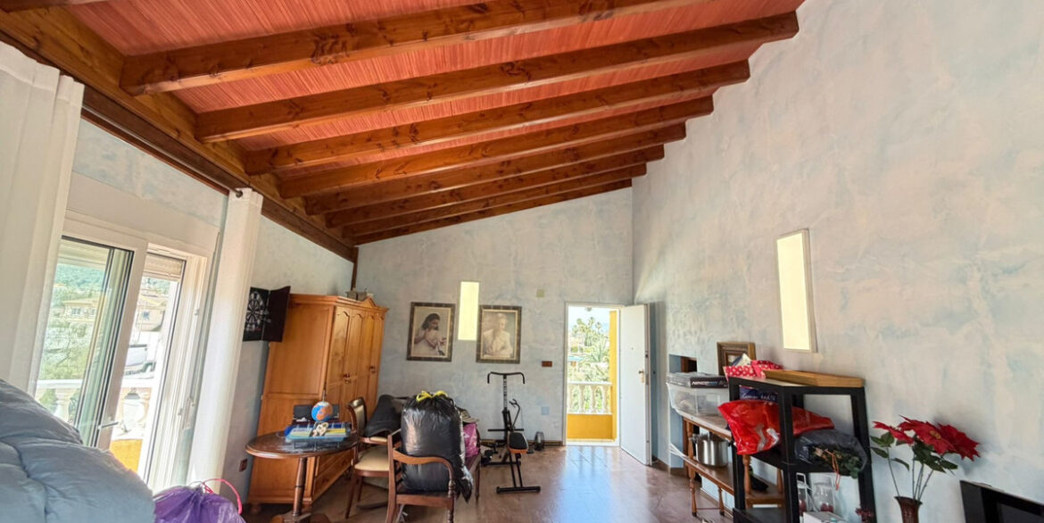 ShowFeedImage